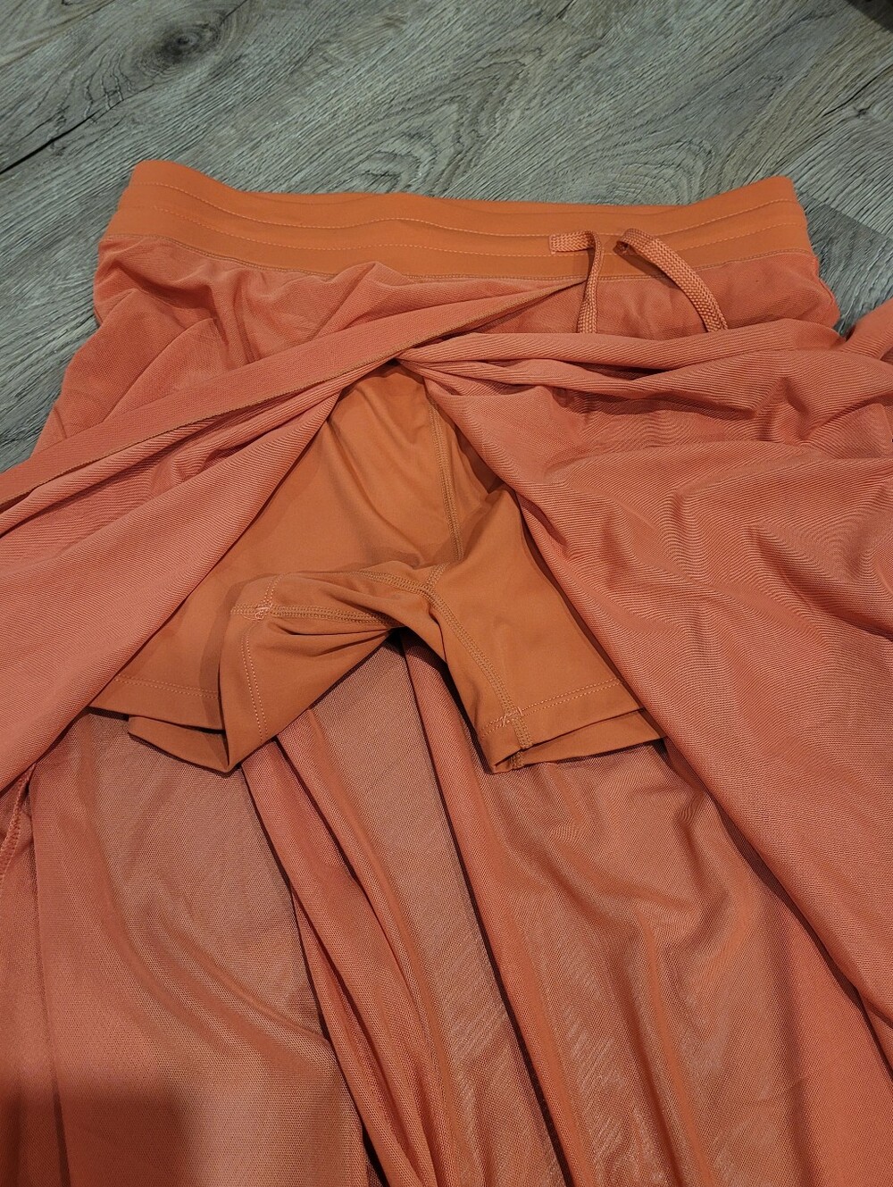 HALARA High Waisted Drawstring Mesh 2-in-1 Flowy Pocket Midi Skort Orange L - Picture 8 of 10